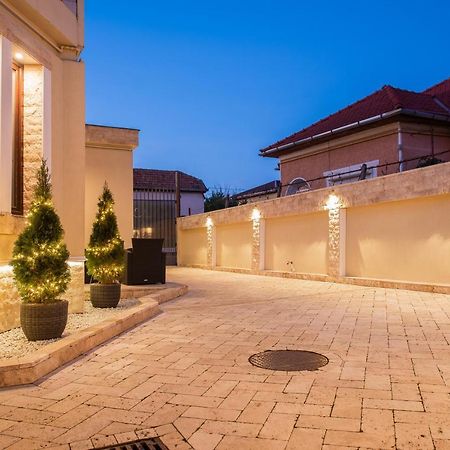 H & V Residence - Split Level Apartment Arad Zewnętrze zdjęcie